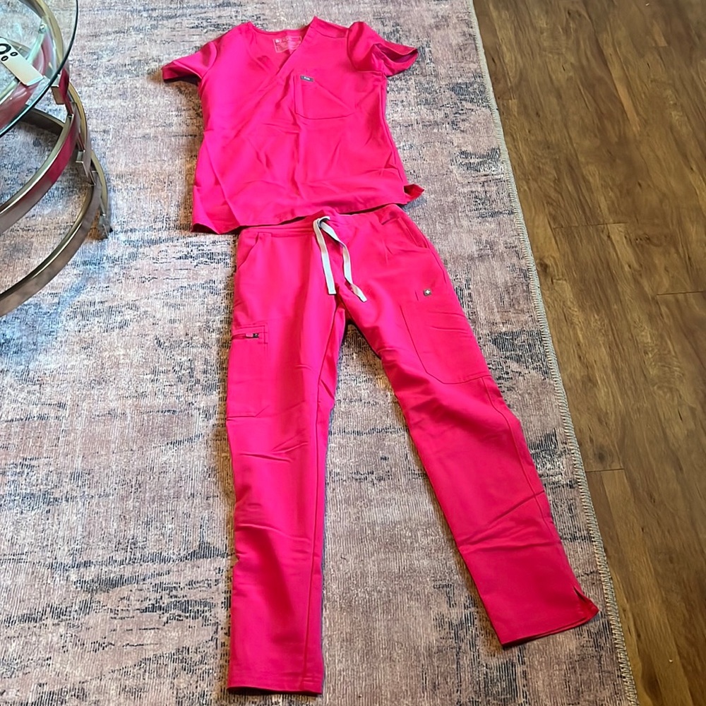 Shocking pink figs scrubs XXSP